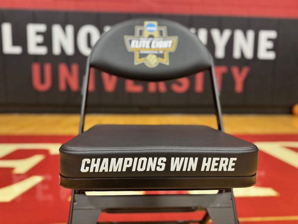 Elite 8 Basketball Bench Chair