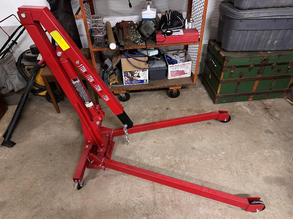 Torin Big Red Jacks 1 Ton Hydraulic Engine Hoist