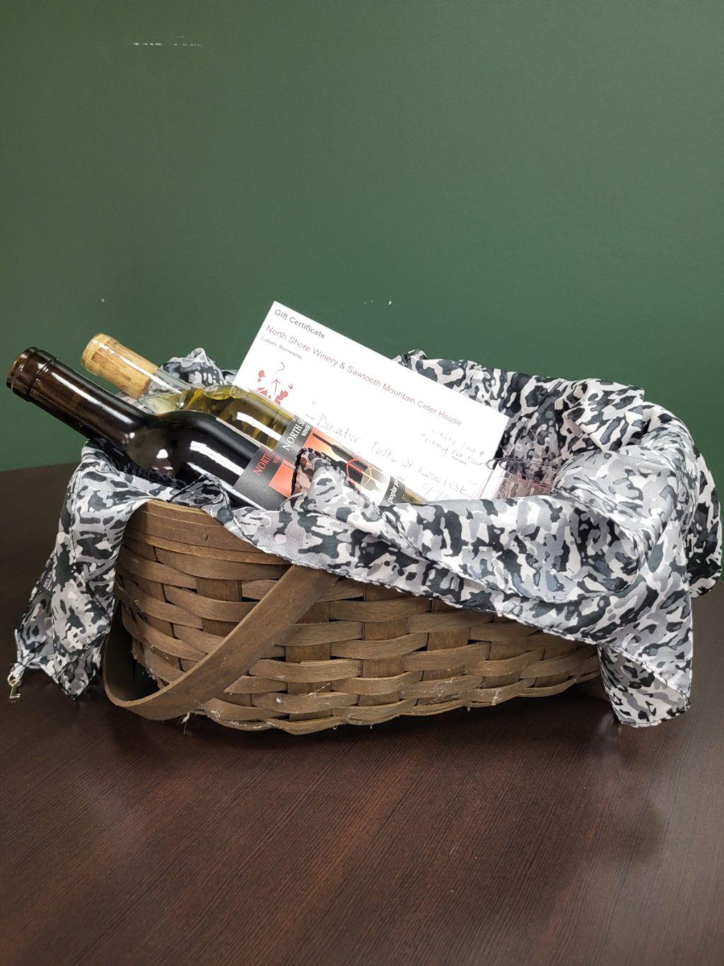 North Shore Winery Basket