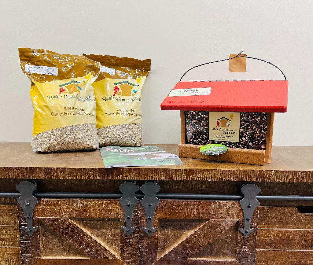 Wild Birds Unlimited Bird Feeder & Seed