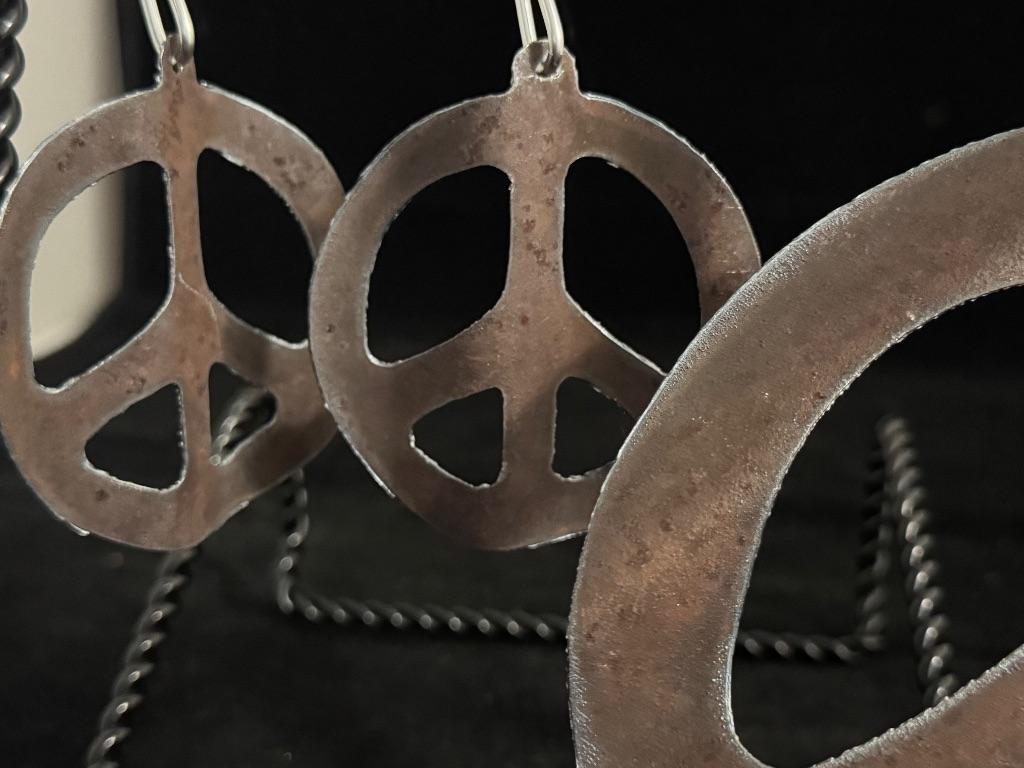 Metal Decor by Eric Schunemann
