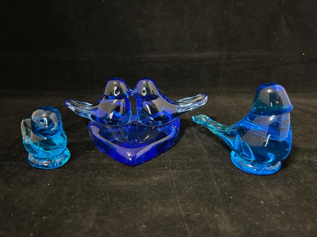 Bluebirds of Happiness - Terra Studios