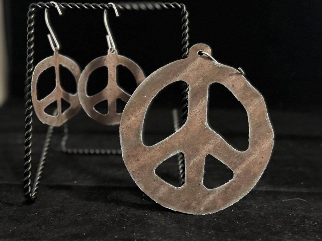Metal Decor by Eric Scheunemann