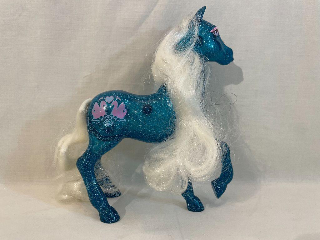 Original My Little Pony (2) and Accessories