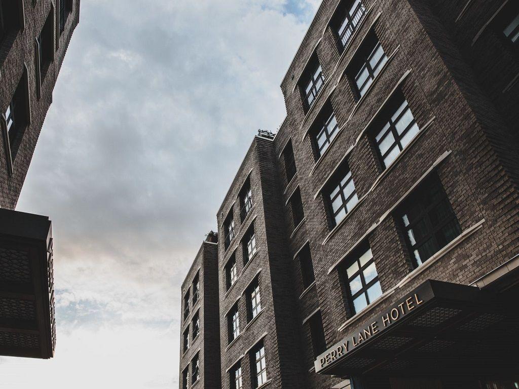 Two-night stay in a standard room with breakfast inc...