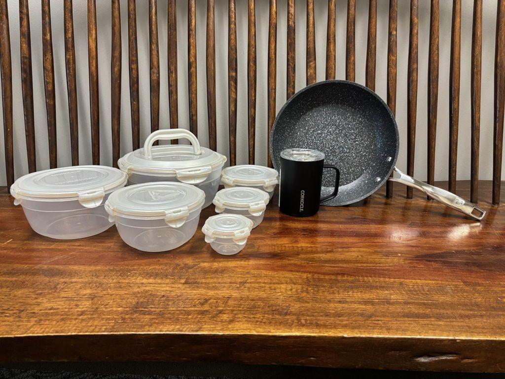 Stylish and Practical Kitchen Set