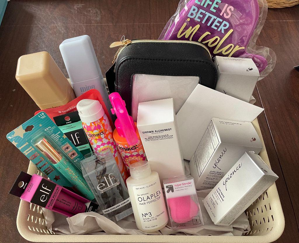 Tan Artistry + Aesthetics