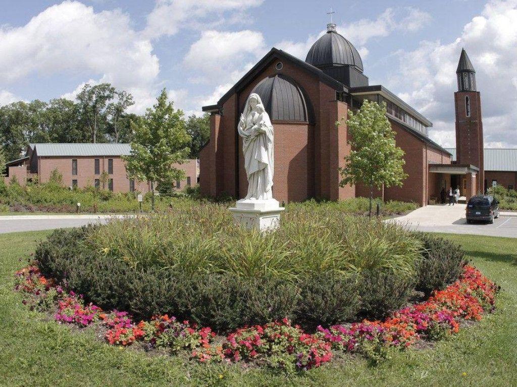 Dinner for Eight at the DSMME Motherhouse