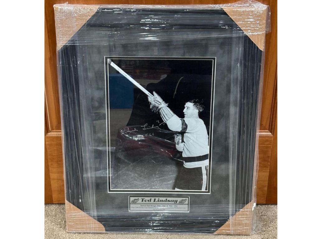 Detroit Red Wings Ted Lindsey Autographed ''Machine ...