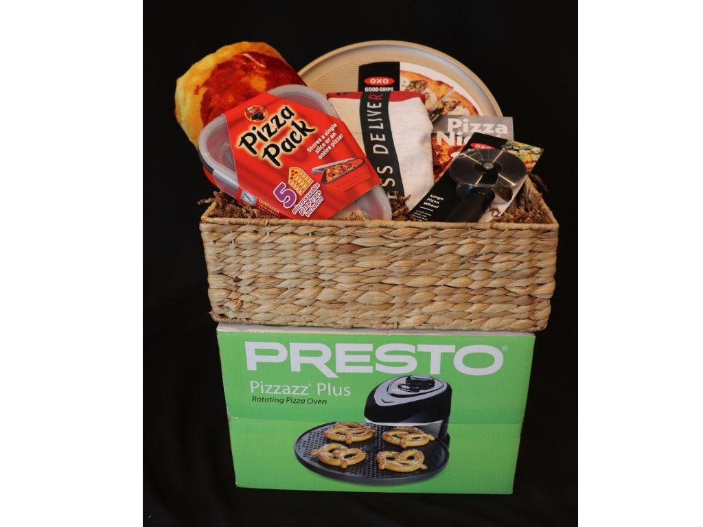 Family Pizza Night Gift Basket