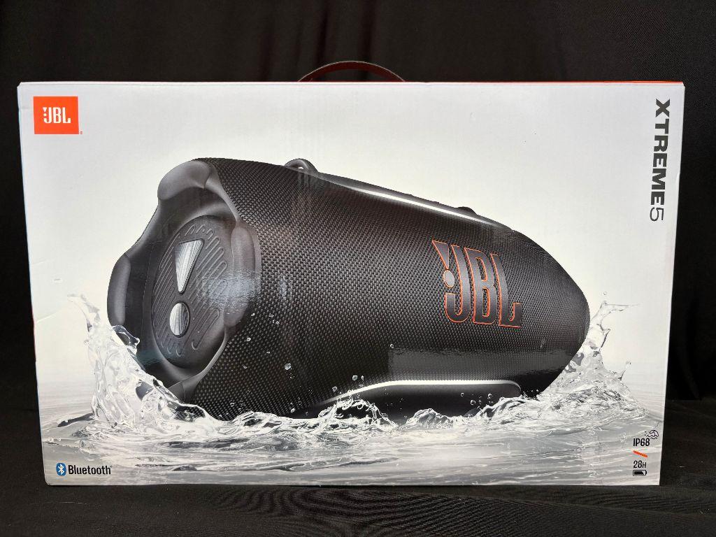 JBL Xtreme 5 speaker