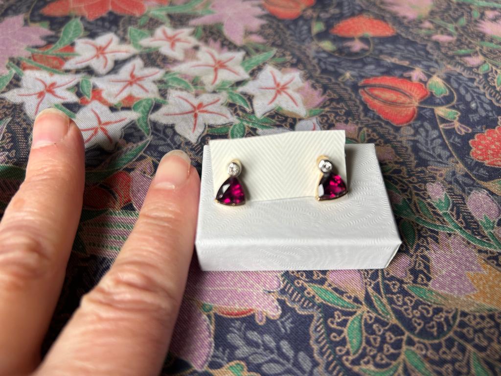 Garnet Earrings Set in 14K Gold