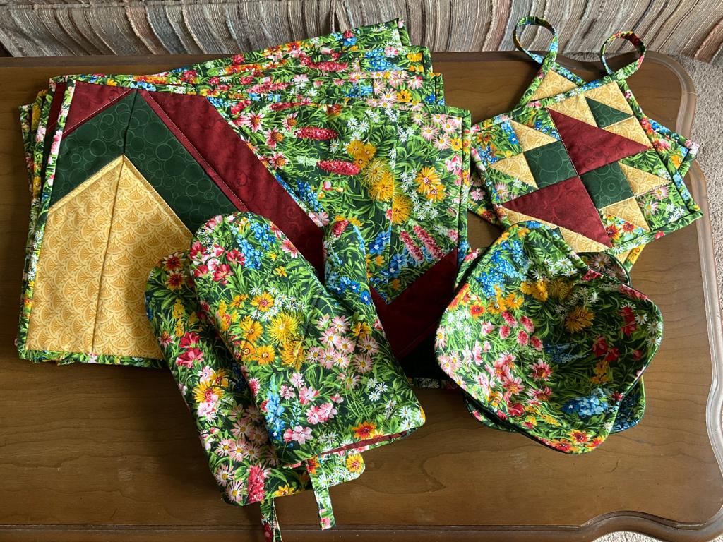 Handmade Kitchen Combo