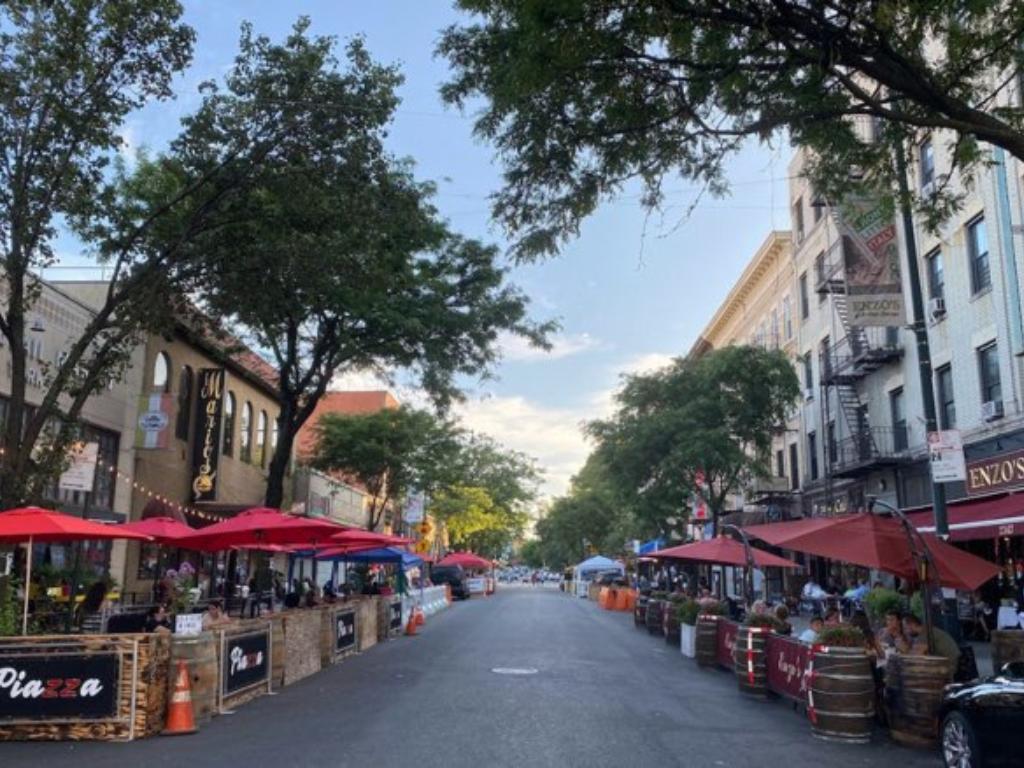 Tour of Arthur Avenue in the Bronx: New York's REAL ...