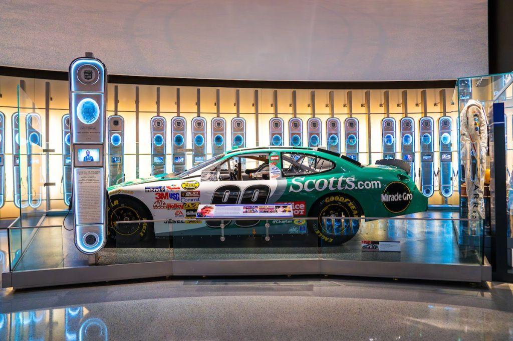 Explore NASCAR'S CHARLOTTE