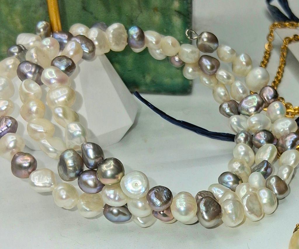Memory Wire Pearl Bracelet