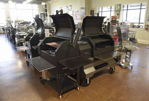 BBQ Gift Bundle - Grills of Mississippi