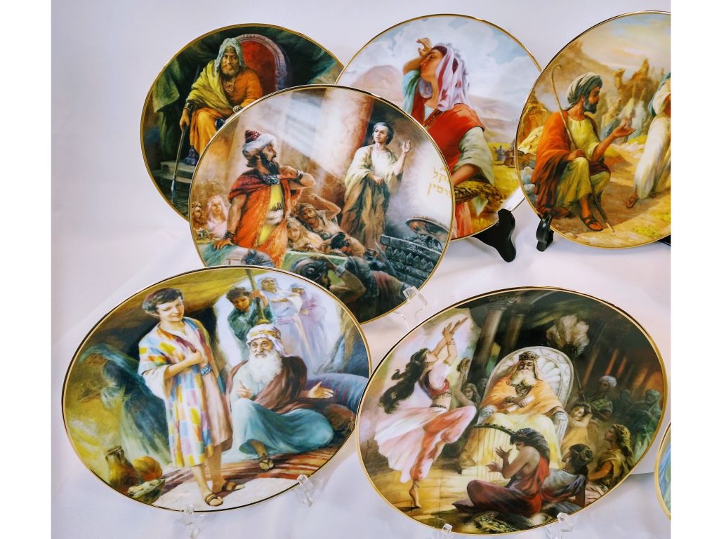 Collector Plate Bible Series