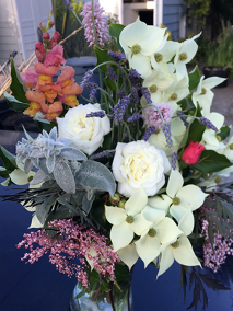 RAFFLE: Fresh Flower Bouquet #1 -- 2025