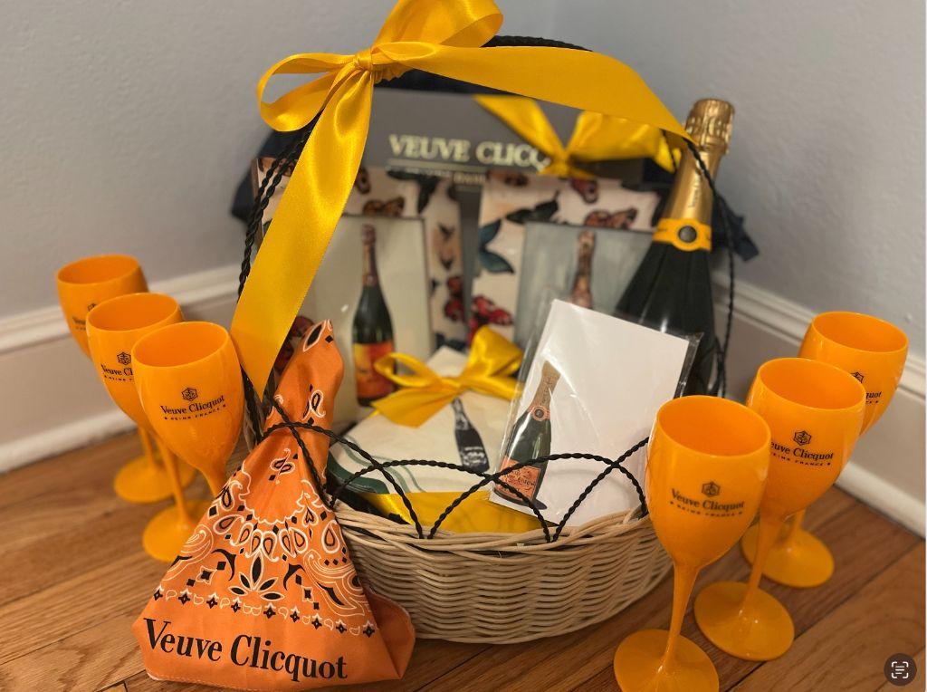 VEUVE CLIQUOT BASKET