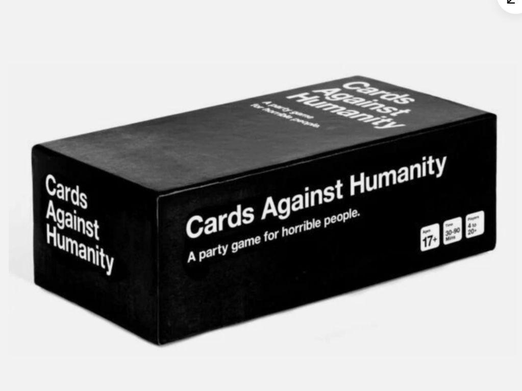 CARDS AGAINST HUMANITY:  MAPLE BLUFF EDITION