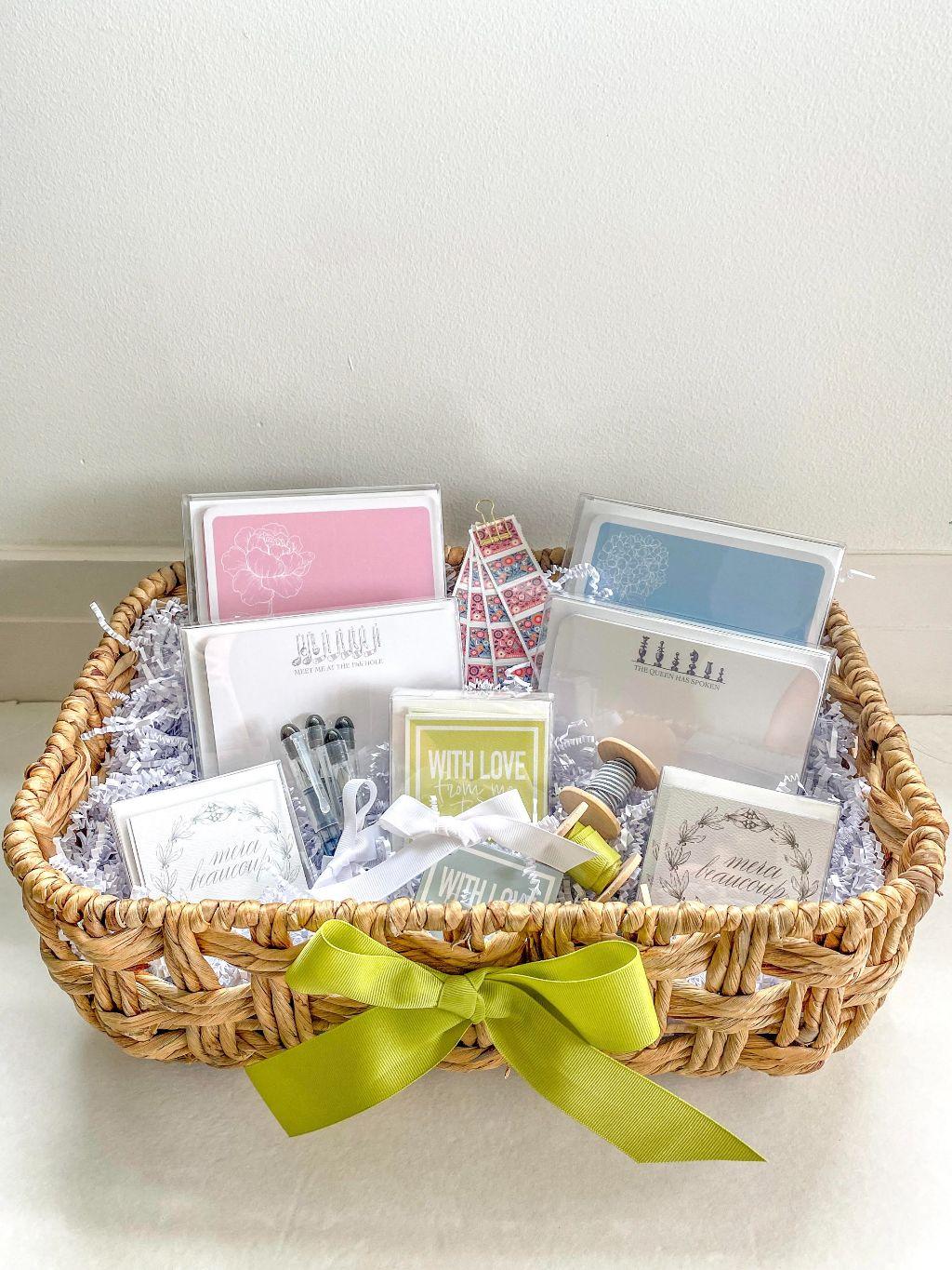 STATIONARY GIFT BASKET