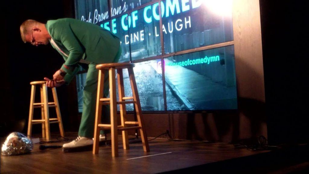 8 tickets to House of Comedy (Bloomington, MN)