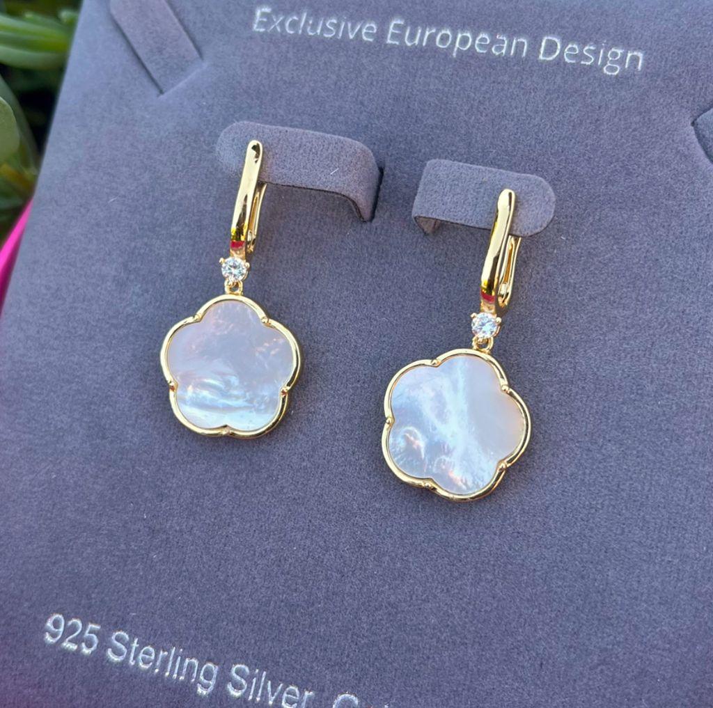MOTHER OF PEARL Earrings