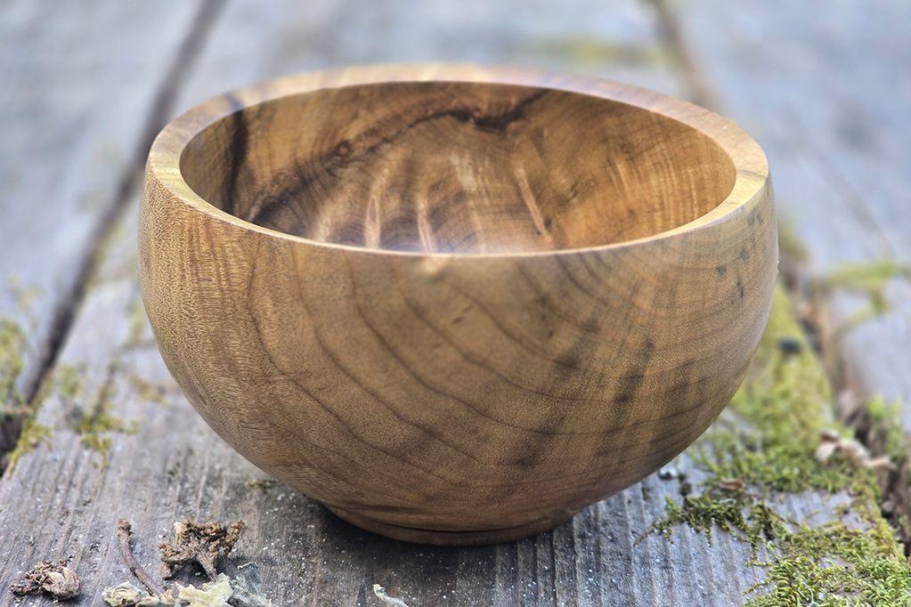 Wooden bowl, turned, by artist Steve Forrest