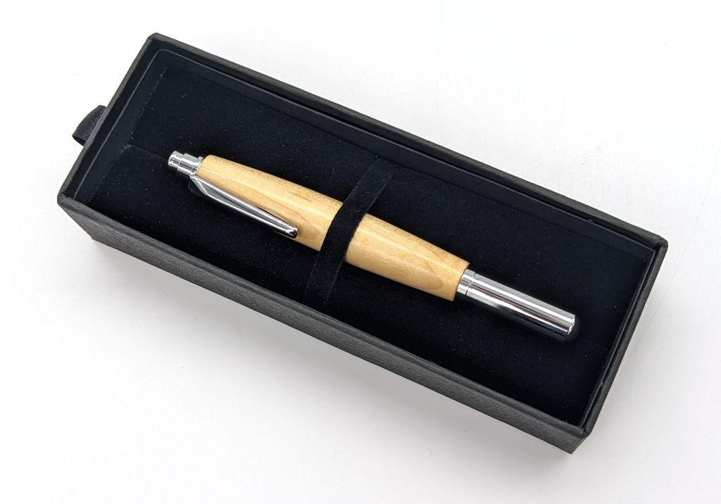 Hand-turned Parkway Pen by Phill Sikes