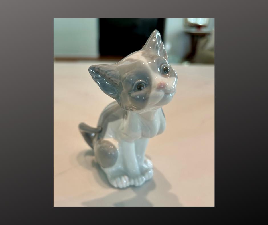 Lladro Porcelain Cat