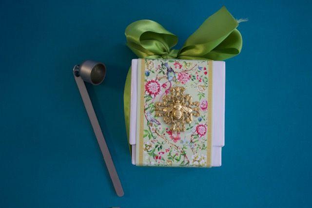 Green Printed Candle/Small Flame Extinguisher