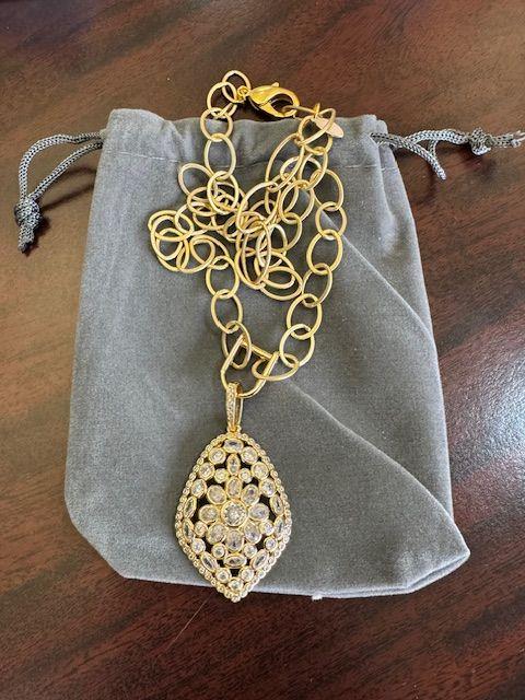 Yellow Gold Link Chain Necklace with Jeweled Pendant