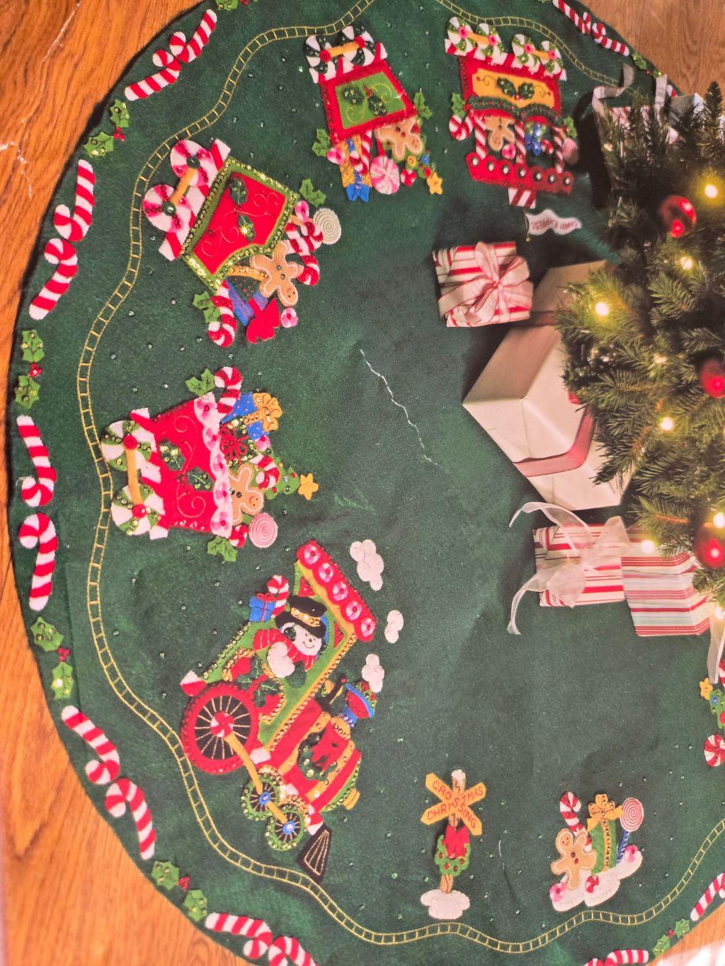Handcrafted Christmas Tree Skit