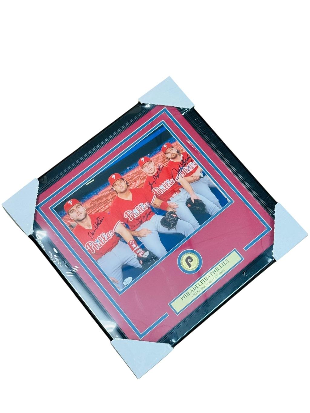 1993 Philadelphia Phillies Team Signed & Framed ...