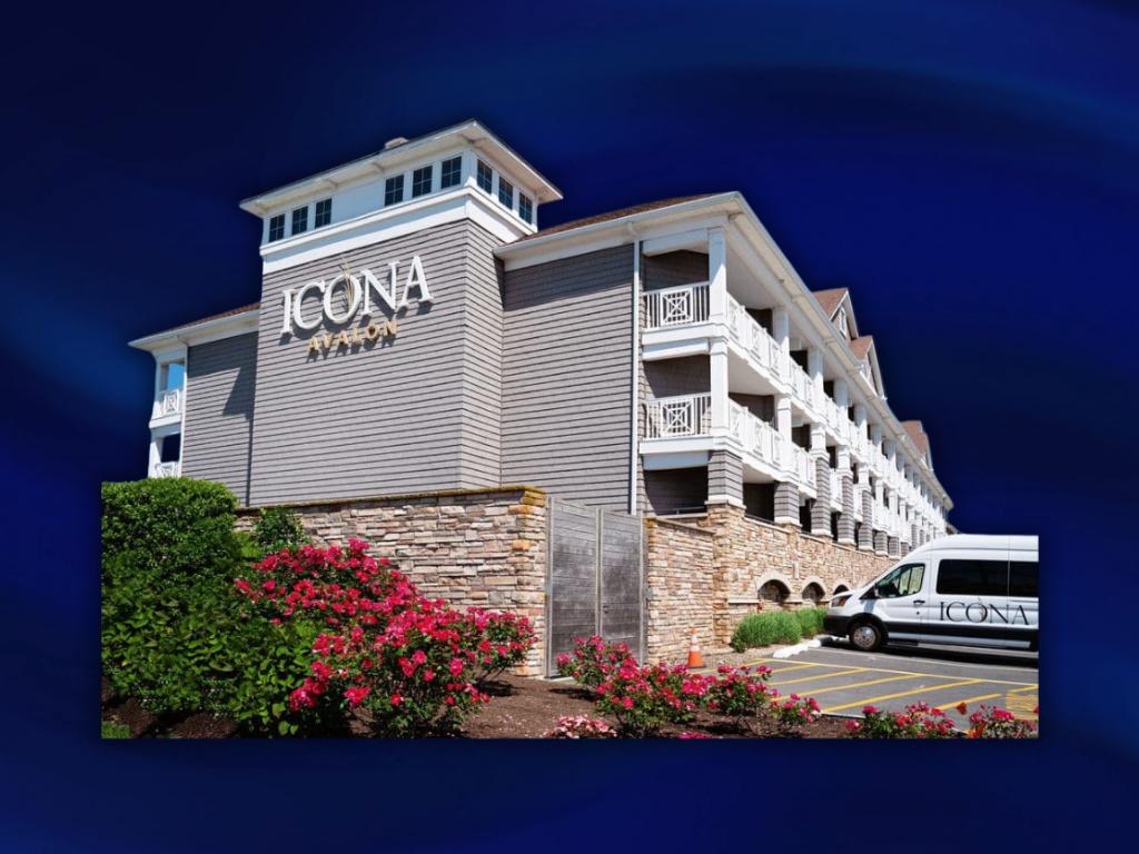 3-Night Stay at ICONA Avalon