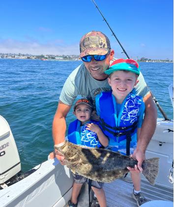 Boat Ride around harbor and Fishing with Mr. Rendon!