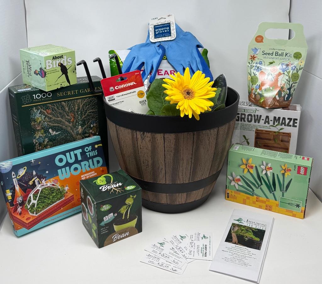Green Thumb Bundle From The Ladybugs