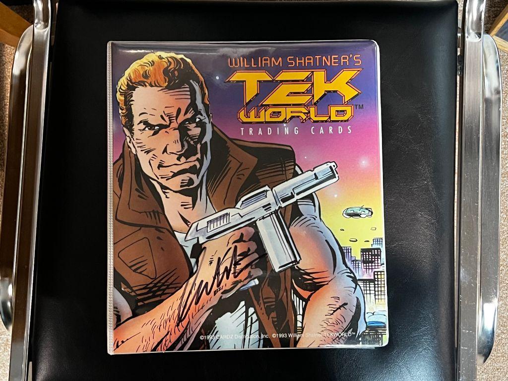 William Shatner's Tek World Trading Cards Binder aut...