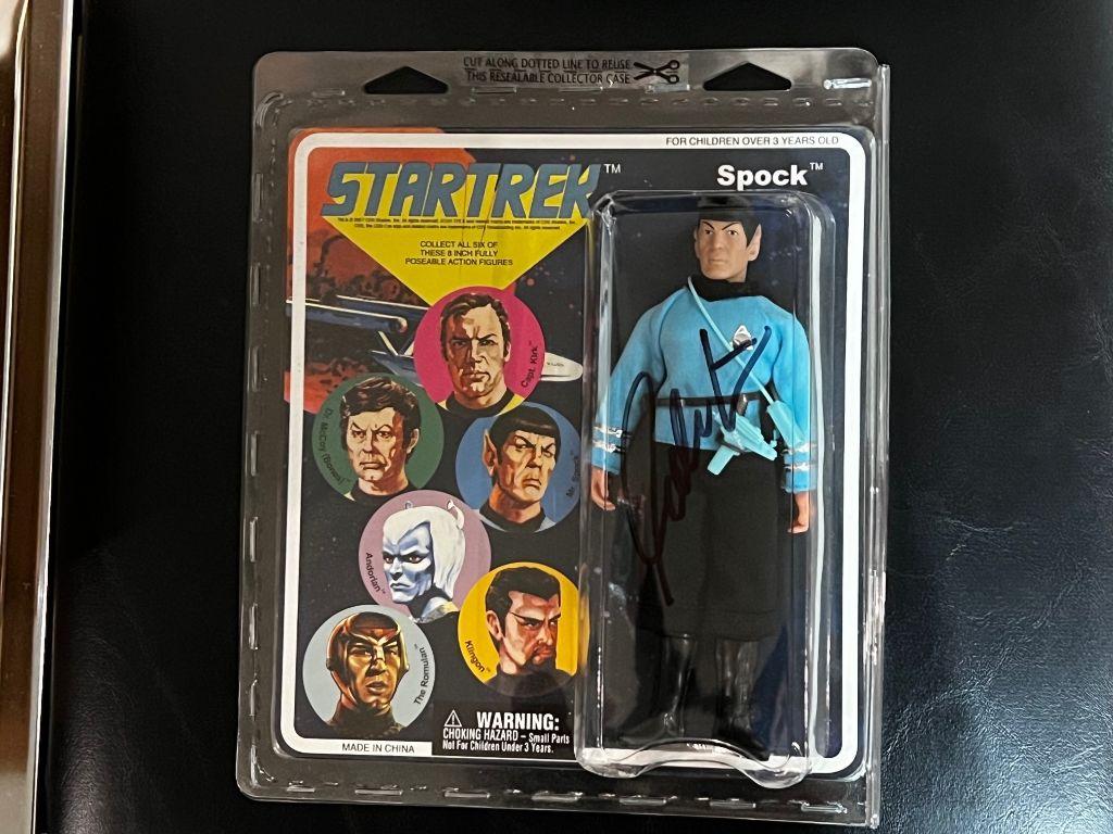 Diamond Select Toys Star Trek 8 Inch Mr. Spock Figur...