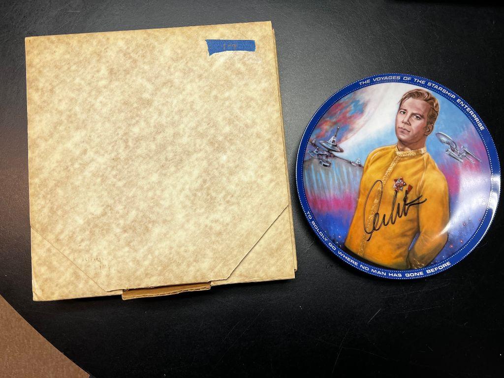 Ernst James T. Kirk Plate: The Voyages of the Star S...