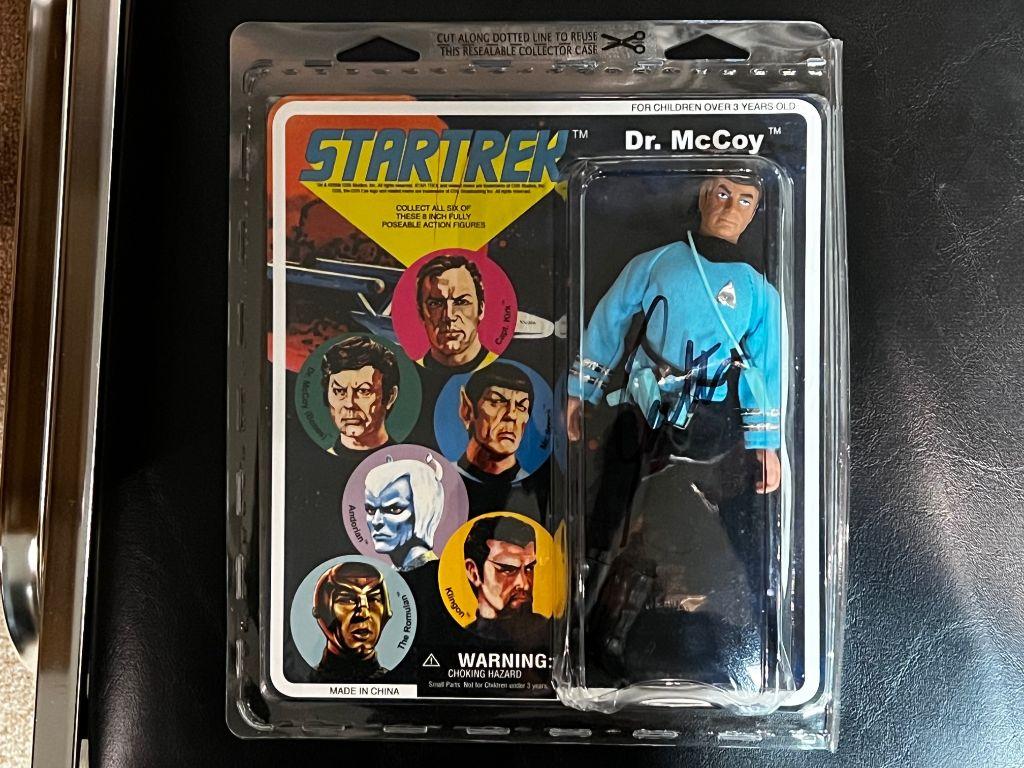 Diamond Select Toys Star Trek 8 Inch Dr. McCoy Figur...