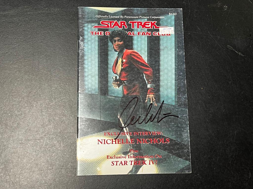 Star Trek Official Fan Club Magazine Nichelle Nichol...