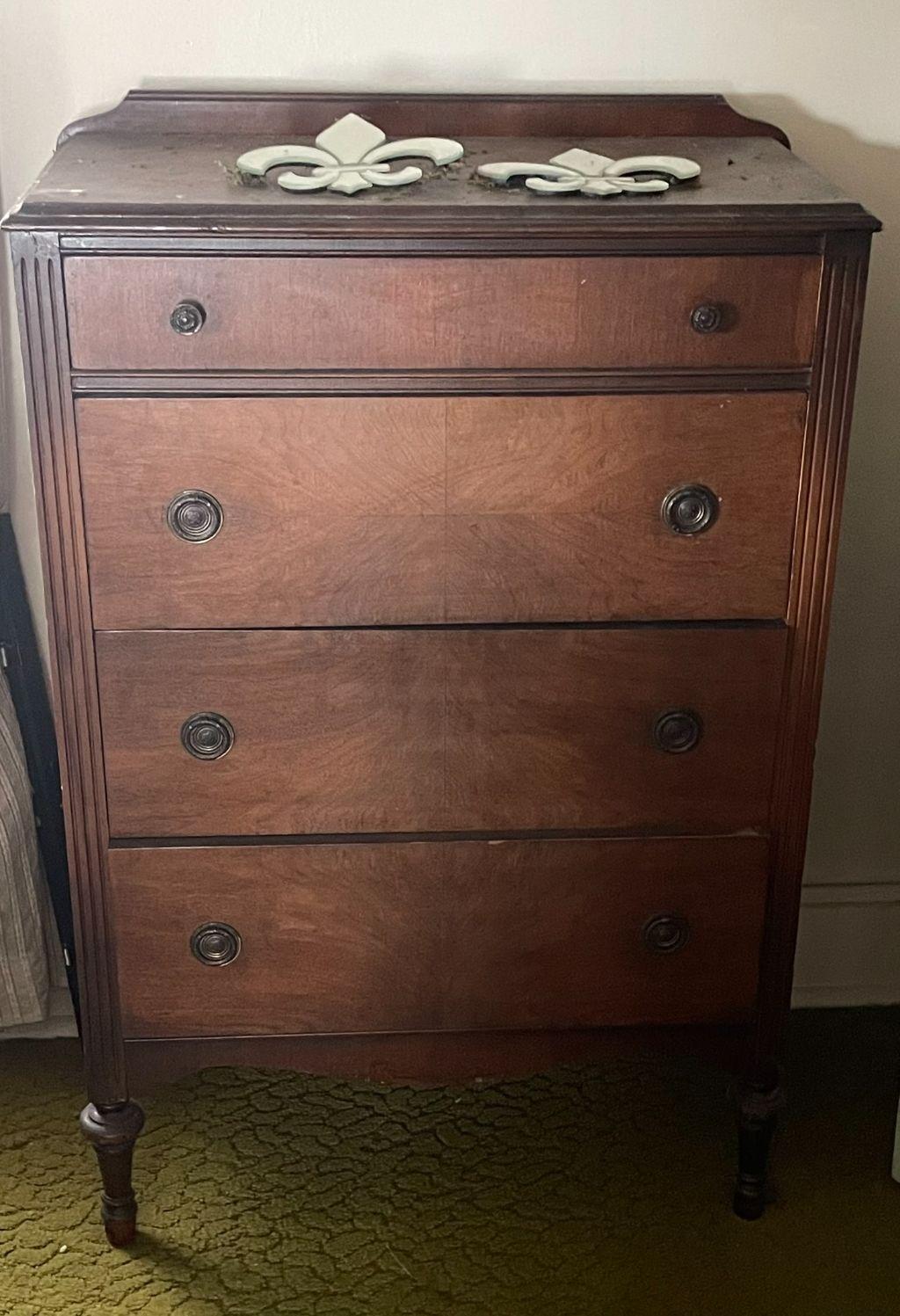 Antique Chest of Drawers