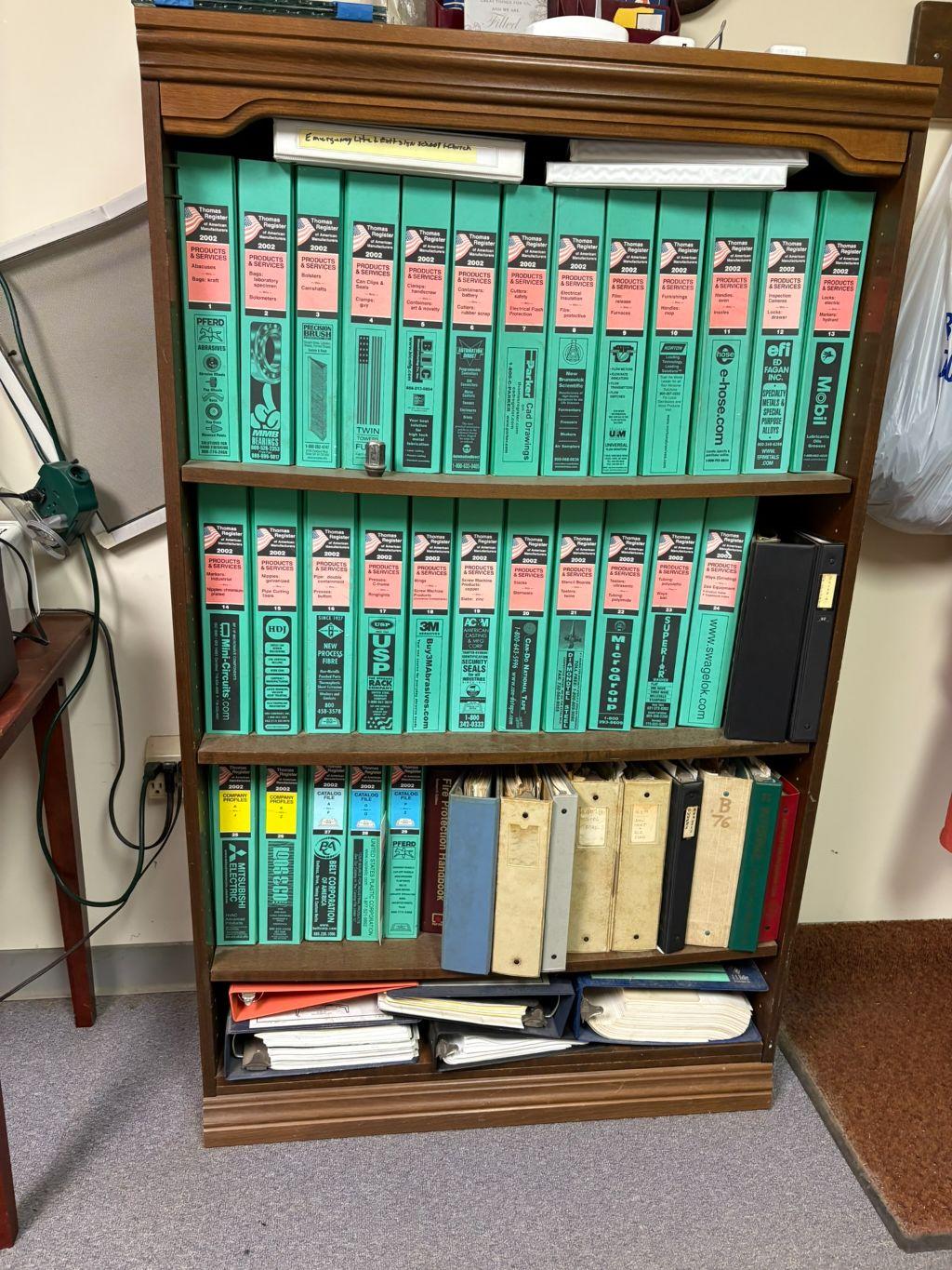 2002 Thomas Register of American Manuals - 29 Volume...