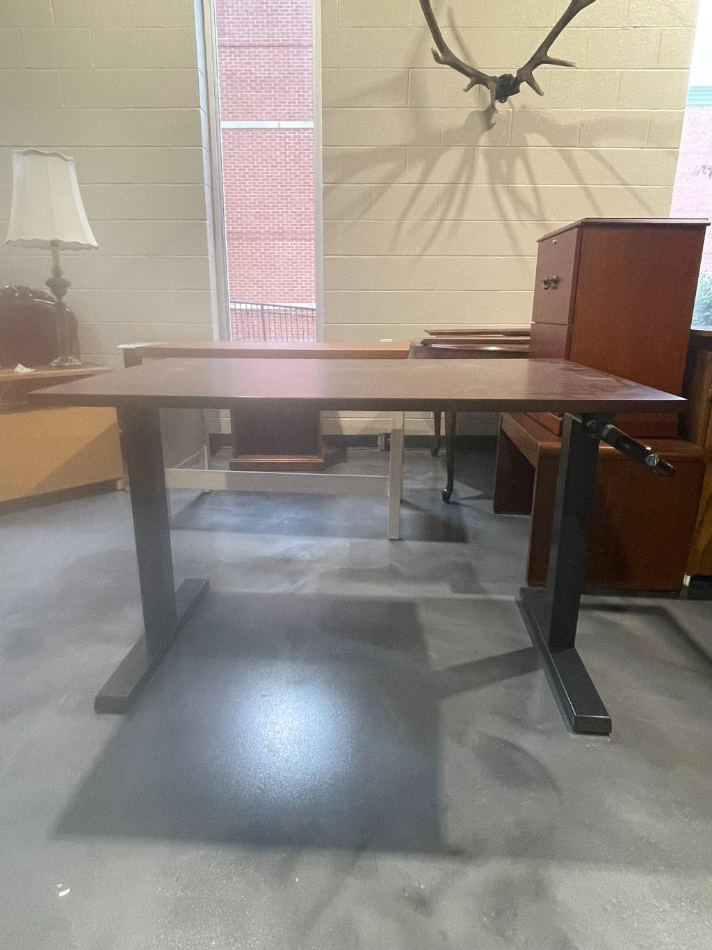 Office Desk - Auto Raise