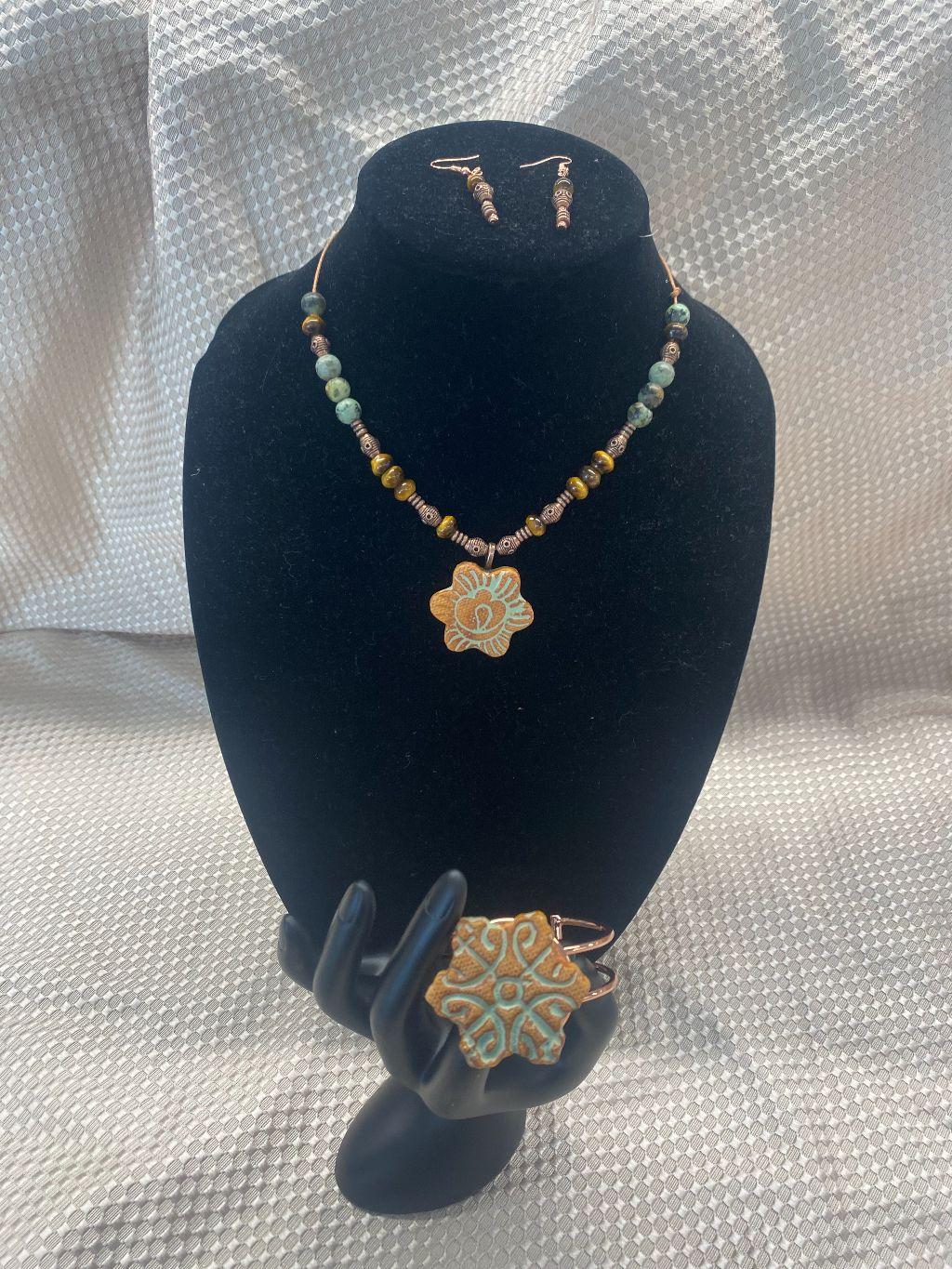 Hand Made Necklace, Bracelet, and Earring Set by Bar...