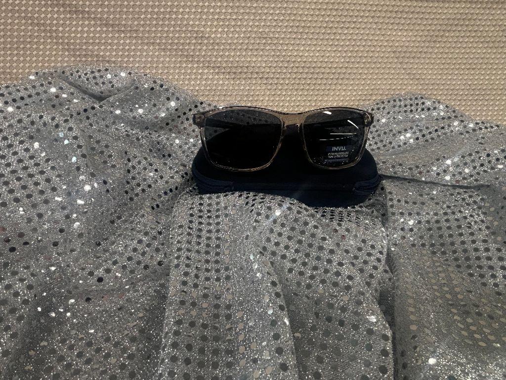 Invu Unisex Sunglasses