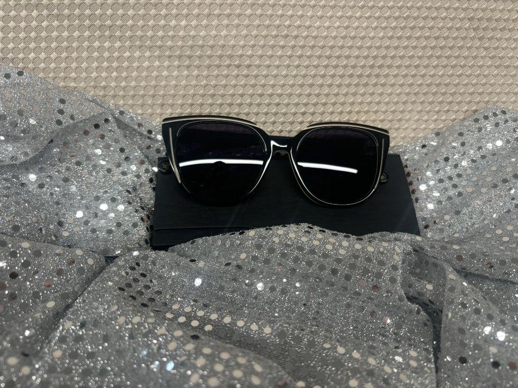 Di Valdi Women's Sunglasses