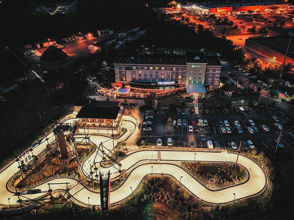 2 Night Stay at the Holiday Inn at The Mainland Manahawkin/Long Beach Island